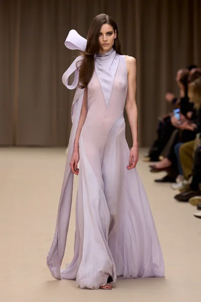 Look 35